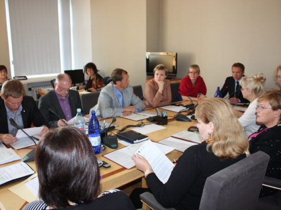 Sotsiaalkomisjoni istung 27.09.2011